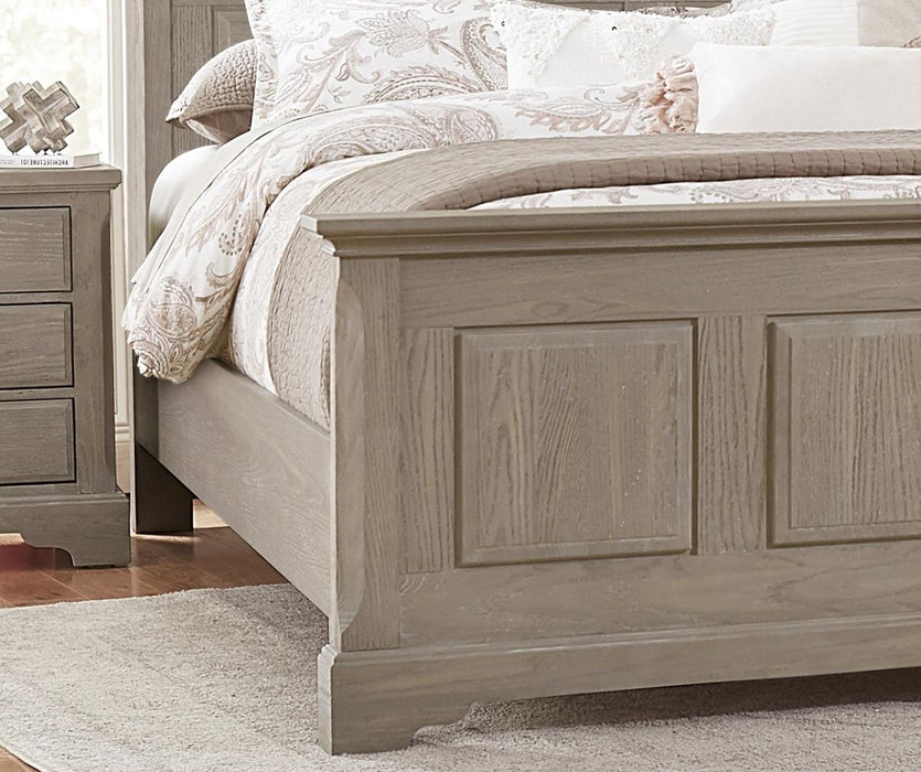 Vaughan-Bassett Heritage Cal King Mansion Bed in Greystone