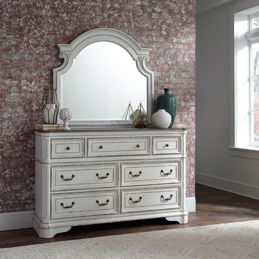 Magnolia Manor Uph Sleigh Bed, Dresser & Mirror image
