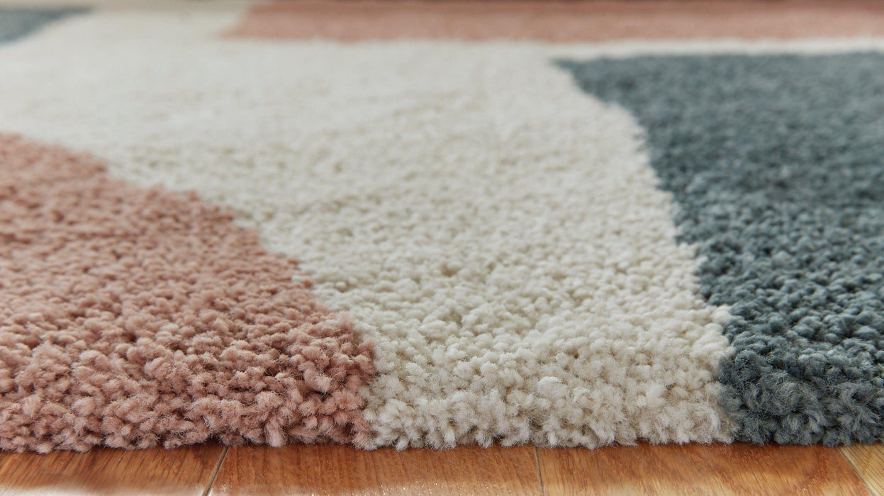 Flynnwick 8' x 10' Rug