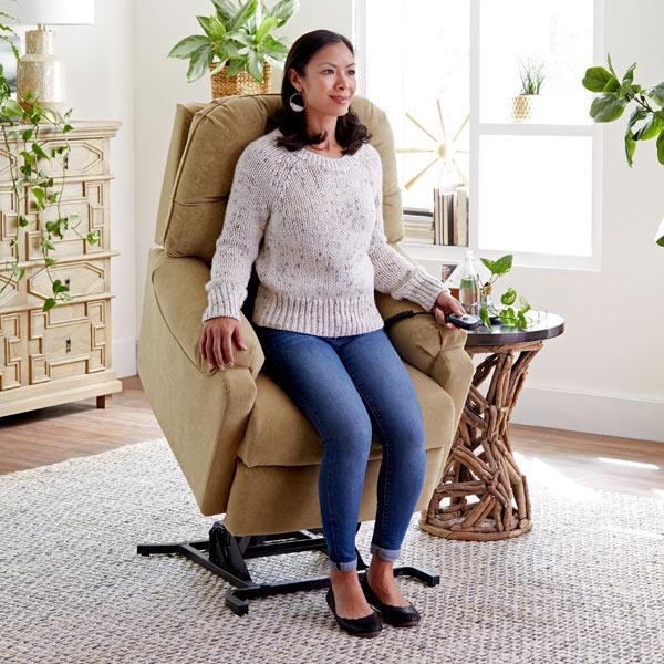 SONDRA SPACE SAVER RECLINER- 1AW24