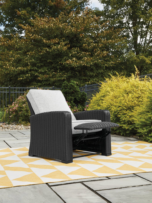 Beachcroft Outdoor Recliner