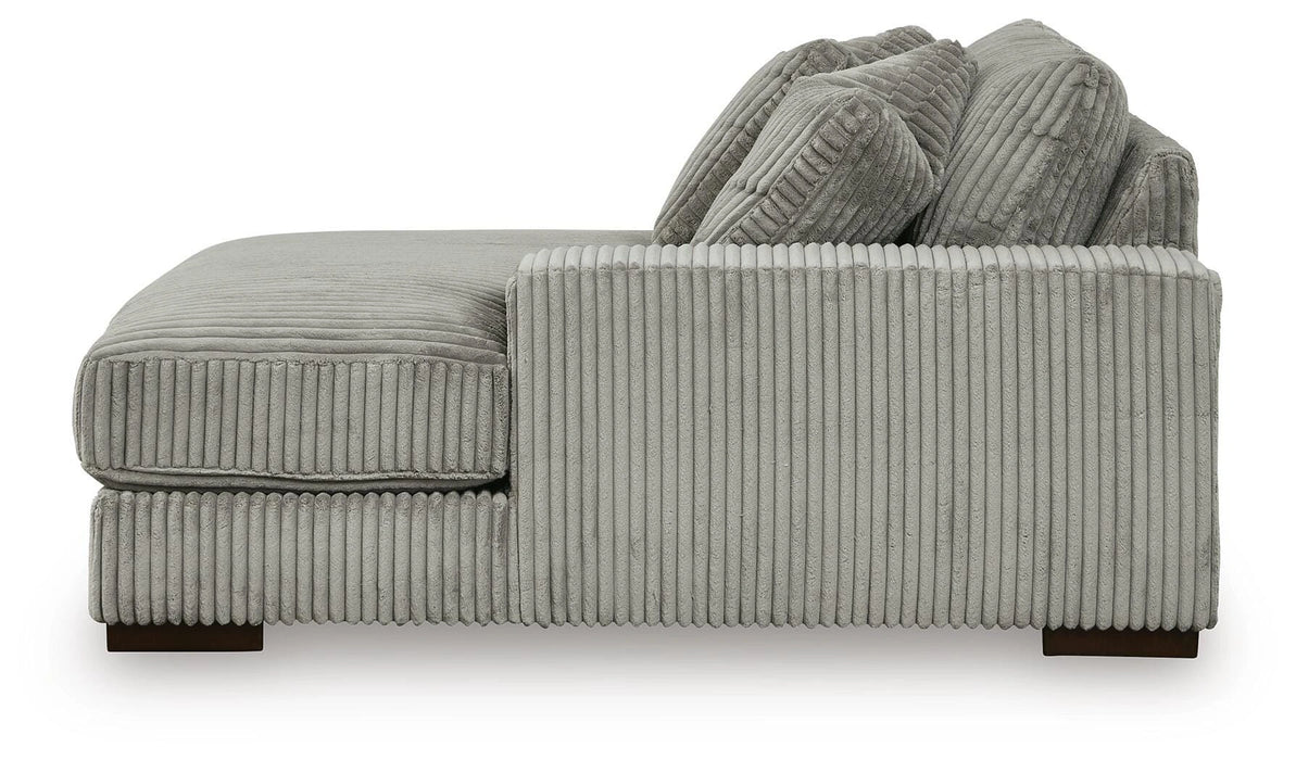 Lindyn Sectional with Chaise