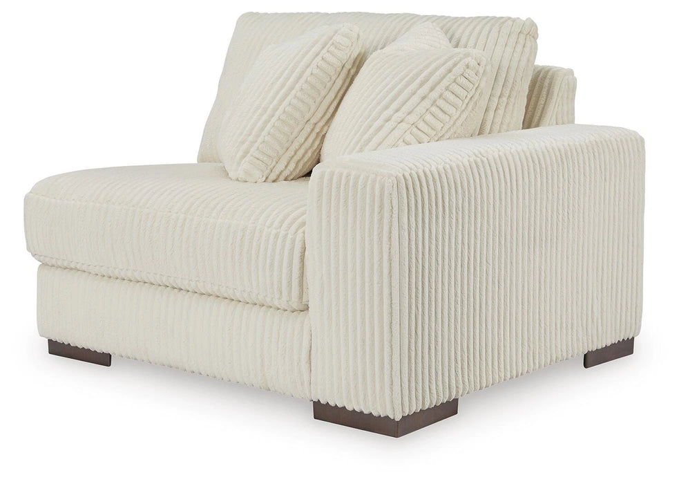 Lindyn Sectional with Chaise